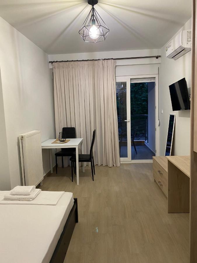 דירות לריסה Atelier מראה חיצוני תמונה